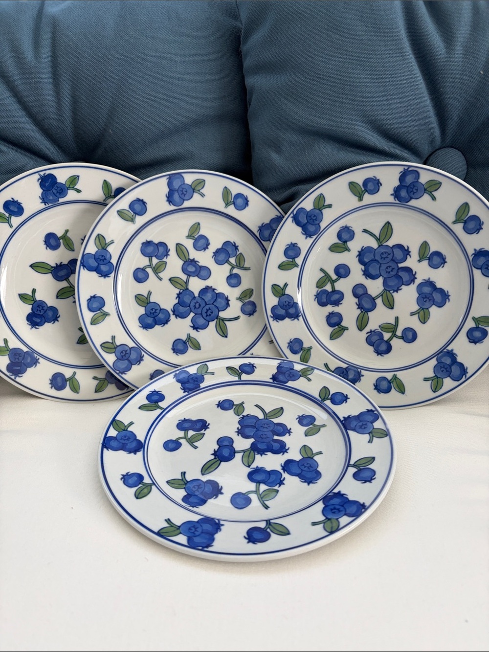 April Cornell Vintage Blueberry Plates - Set of 4